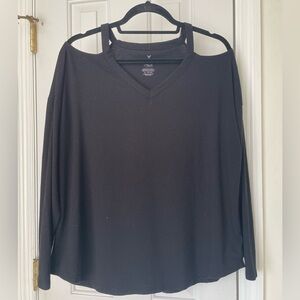 American Eagle Outfitters Black Cold Shoulder Long Sleeve Top